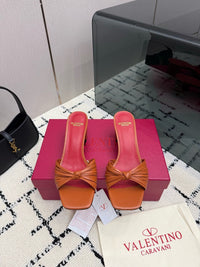 26S Garavani Annet Mules