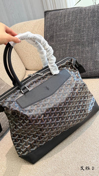 Bellechasse Biaude Bag