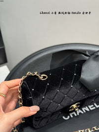 Classic Flap Bag Velvet