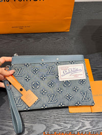 Pochette Voyage MM Monogram Denim