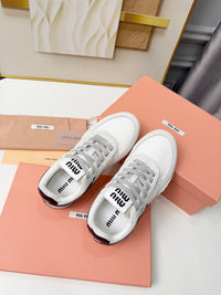 Gymnasium Sneakers