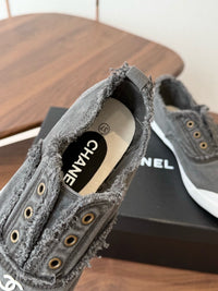 26S Slip-on Sneakers