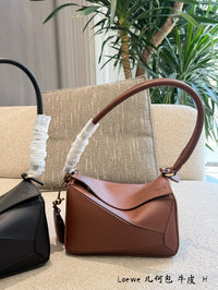 Medium Leather Shoulder Bag