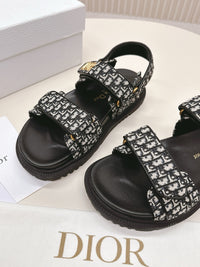 Dioract Sandals
