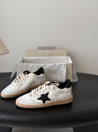 26S True Star Sneakers