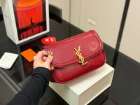 Le 5 à 7 Supple Small Shoulder Bag