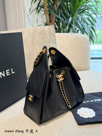 25 Bag Grained Calfskin