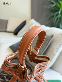 Petit Flot Mini Bucket Bag