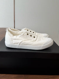 26S Slip-on Sneakers