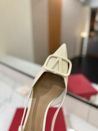 Garavani VLogo Patent Leather Pumps 8cm