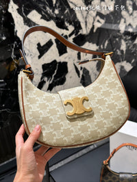 Ava Triomphe Shoulder Bag
