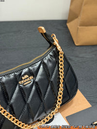 Teri Shoulder Bag