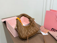 Wander Shoulder Bag