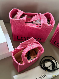 Font Tote