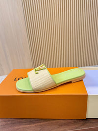 Capri Flat Mules