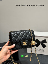 Mini Pearl Crush Classic Flap Bag