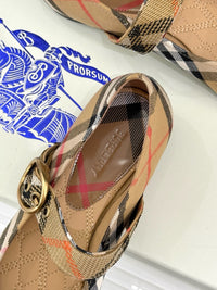 26WF Check Ballet Flats