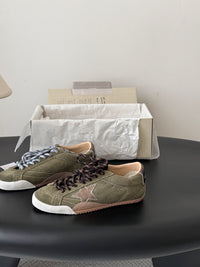 26S True Star Sneakers