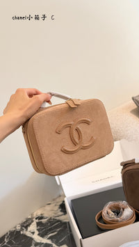 26B Vanity Bag