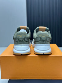 Classic Trainers