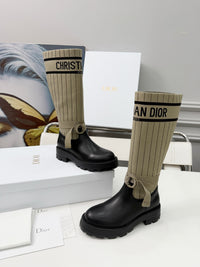D-Major Boots