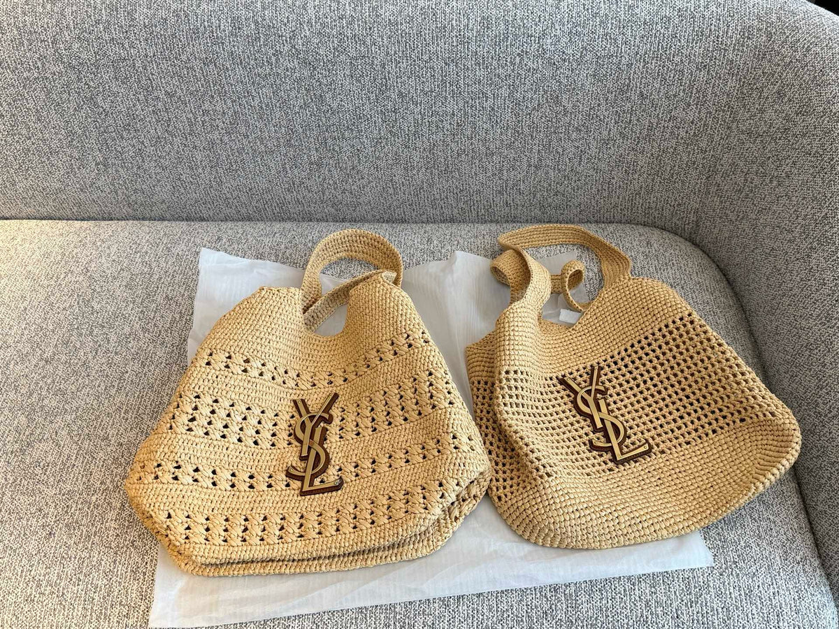 Icare Tote Bag