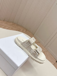 Dioract Sandals