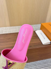 Capri Flat Mules