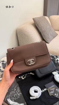 26B Flap Bag