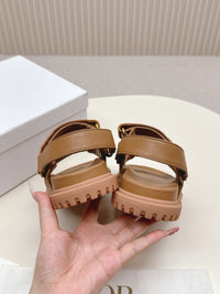 Dioract Sandals
