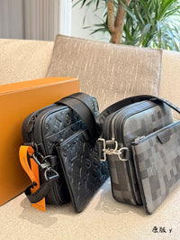 Trio Messenger Bag
