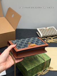 Bamboo Chain Wallet Bag