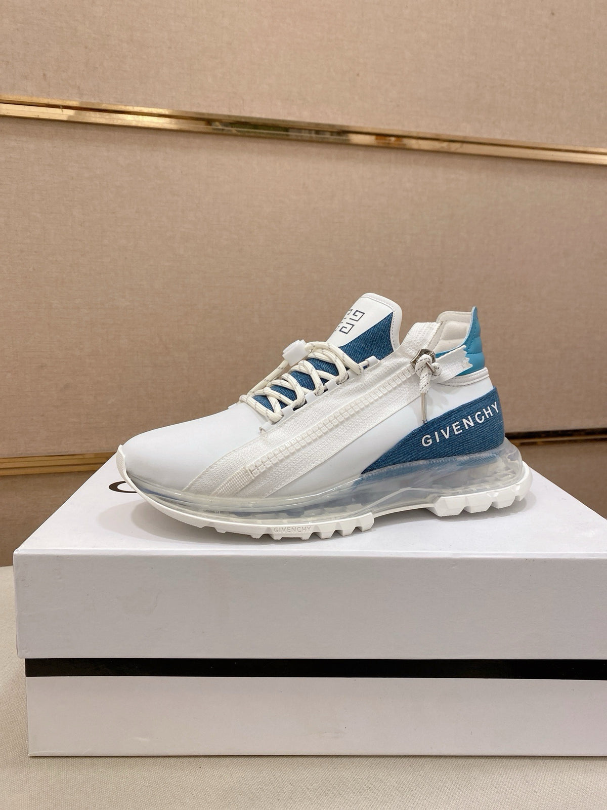 Spectre Runner Sneakers