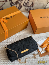 Félicie Pochette Dune Monogram Empreinte