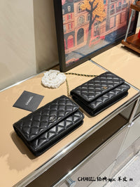 Wallet on Chain Lambskin Leather