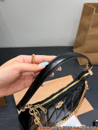Teri Shoulder Bag