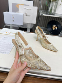 26S Slingback Pumps