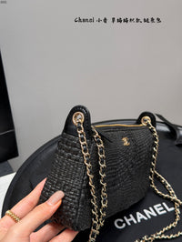 Raffia Chain Shoulder Bag