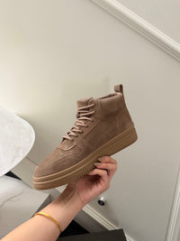 26S Highland Hi Heritage Sneakers