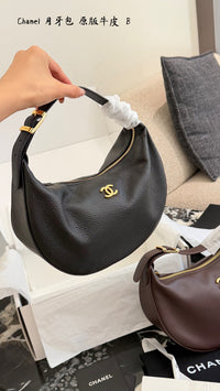 26B Hobo Bag