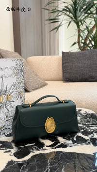 Médaillon Pouch