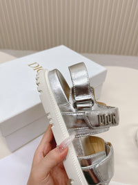 Dioract Sandals