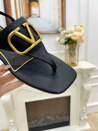 Garavani VLogo Signature Thong Sandals