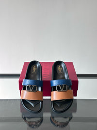 Garavani VLogo Calf Leather Slides