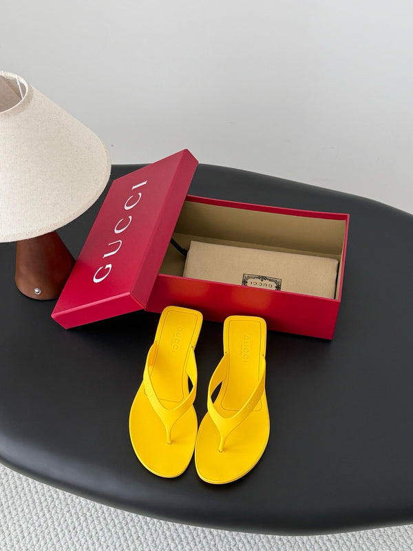 Vittoria Thong Sandals