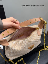 Raffia Shoulder Bag