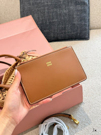 Raffia Top Handle Bag