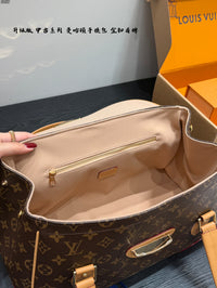 Beverly Tote