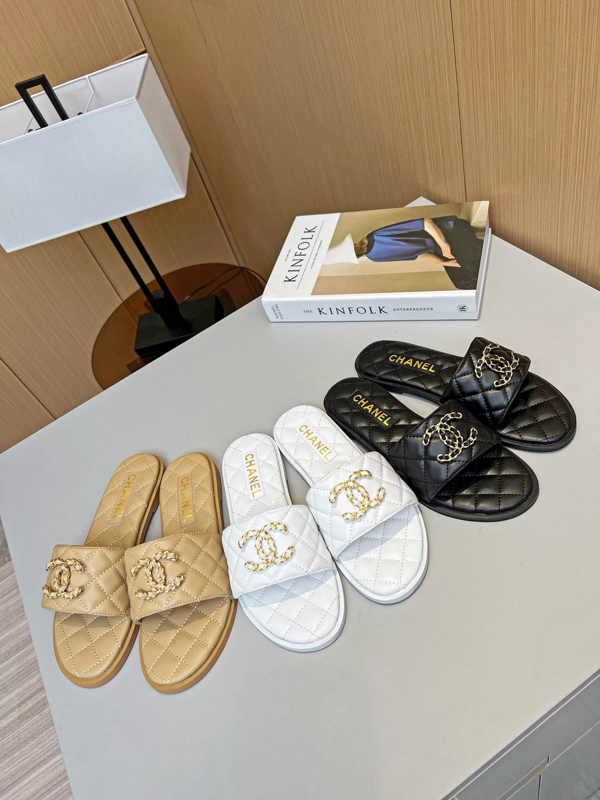 Logo Slide Mules