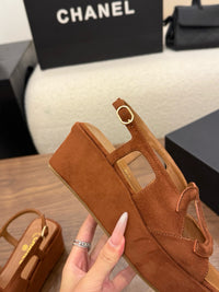 26S Platform Sandals